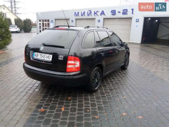 Skoda Fabia 2005г. в рассрочку