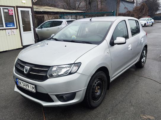 Dacia Sandero                         2015г. в рассрочку