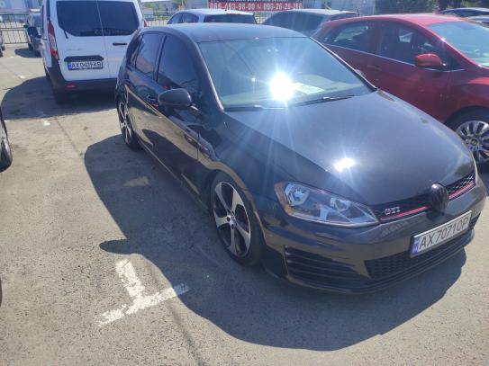 Volkswagen Golf gti 2017р. у розстрочку