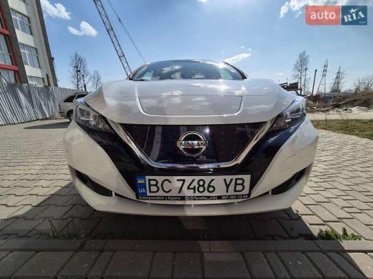 Nissan Leaf
                            2020г. в рассрочку