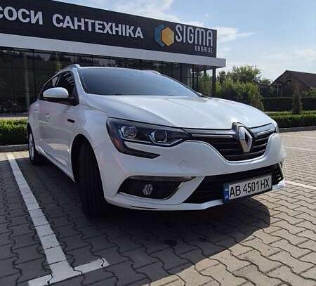Renault Megane                          2016г. в рассрочку