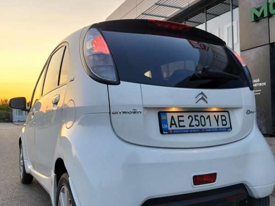 Citroen C-zero                          2018г. в рассрочку