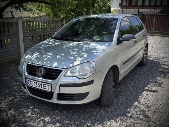 Volkswagen Polo                            2005г. в рассрочку