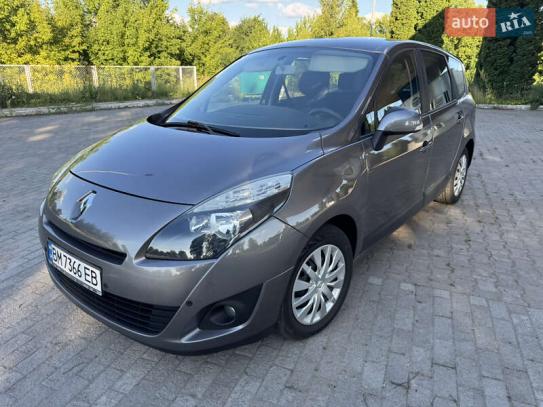 Renault Grand scenic
                    2010г. в рассрочку