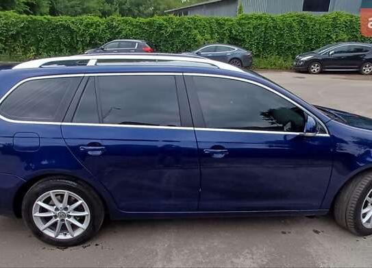 Volkswagen Golf 2010g. in Raten