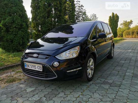 Ford S-max 2010г. в рассрочку