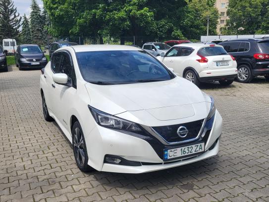 Nissan Leaf
                            2018г. в рассрочку