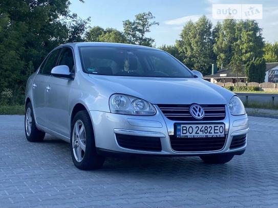 Volkswagen Jetta                           2006г. в рассрочку