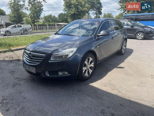 Opel Insignia                        2012г. в рассрочку