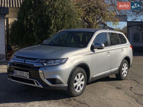 Mitsubishi Outlander 2019г. в рассрочку