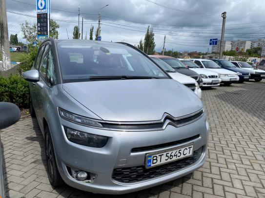 Citroen C4 picasso                      2014г. в рассрочку