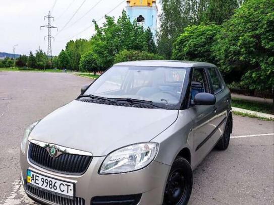 Skoda Fabia                           2008г. в рассрочку