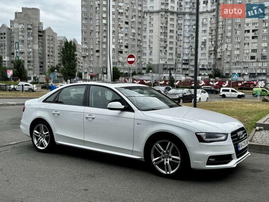 Audi A4                              2015г. в рассрочку