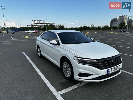 Volkswagen Jetta 2018г. в рассрочку
