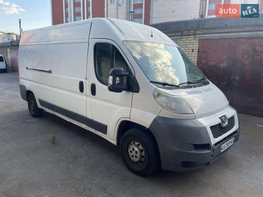 Peugeot Boxer                           2010г. в рассрочку