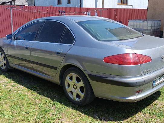 Peugeot 607 2001г. в рассрочку