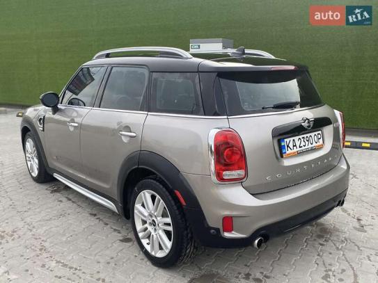 Mini Countryman                      2017г. в рассрочку