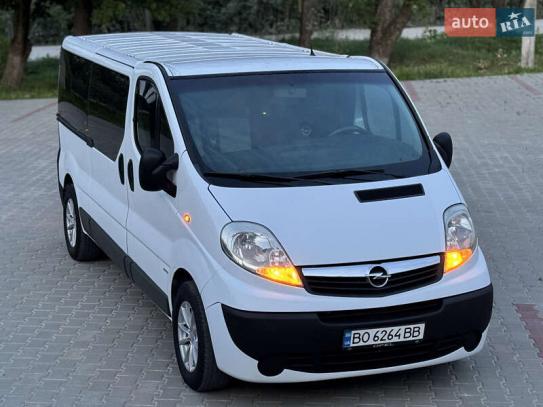 Opel Vivaro                          2007г. в рассрочку