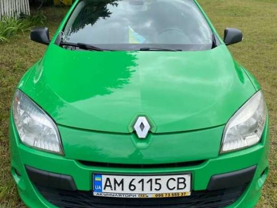 Renault Megane
                          2012г. в рассрочку