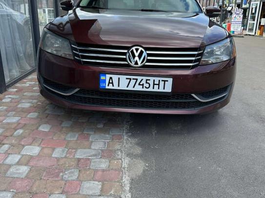 Volkswagen Passat                          2013г. в рассрочку