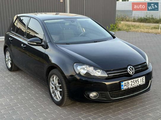 Volkswagen Golf
                            2012г. в рассрочку