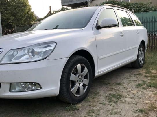 Skoda Octavia 2012р. у розстрочку