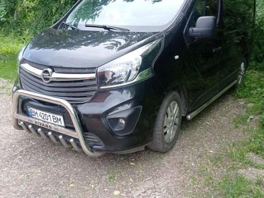 Opel Vivaro                          2015г. в рассрочку