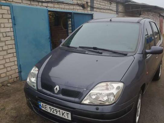 Renault Megane scenic 2001г. в рассрочку