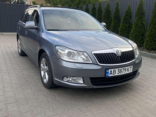 Skoda Octavia                         2012г. в рассрочку