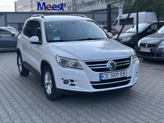 Volkswagen Tiguan                          2009г. в рассрочку