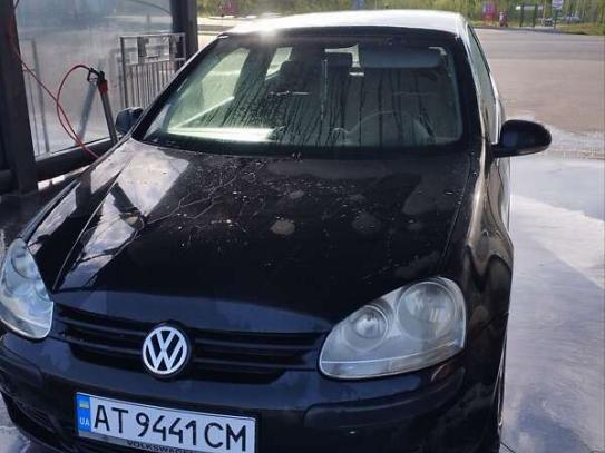 Volkswagen Golf
                            2004г. в рассрочку
