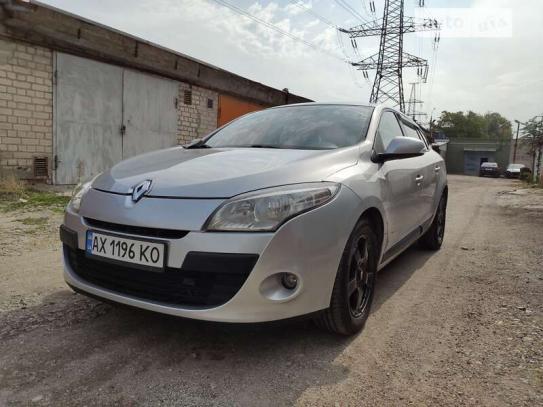 Renault Megane 2010г. в рассрочку