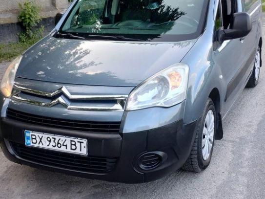Citroen Berlingo
                        2011г. в рассрочку