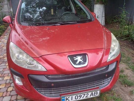 Peugeot 308 2008р. у розстрочку
