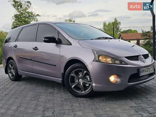 Mitsubishi Grandis
                         2006г. в рассрочку