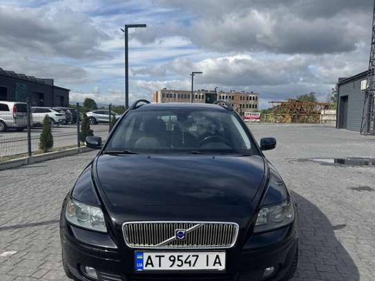 Volvo V50
                             2006г. в рассрочку