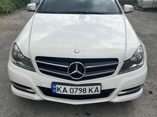 Mercedes-benz C-class                         2011г. в рассрочку
