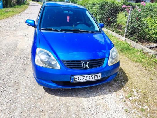 Honda Civic                           2004г. в рассрочку