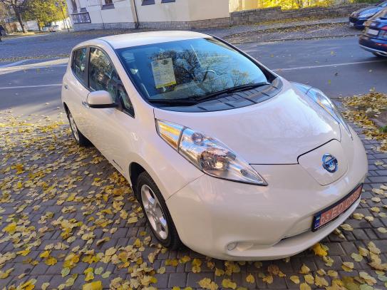 Nissan Leaf 2015р. у розстрочку