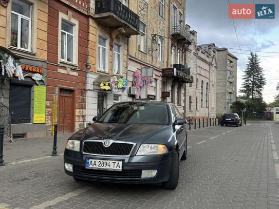 Skoda Octavia 2006р. у розстрочку
