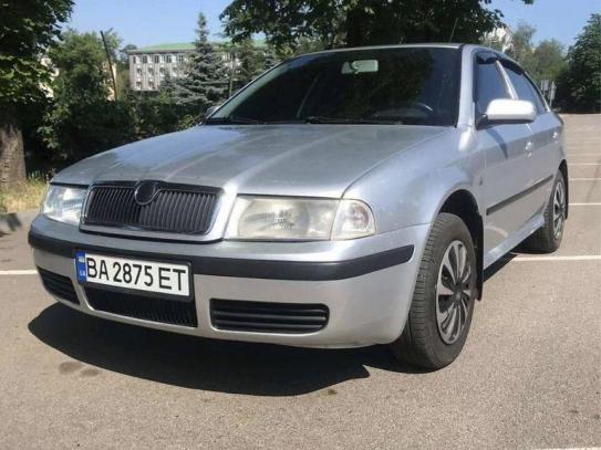 Skoda Octavia tour                    2008г. в рассрочку