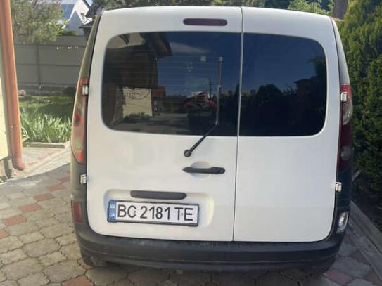 Renault Kangoo                          2010г. в рассрочку