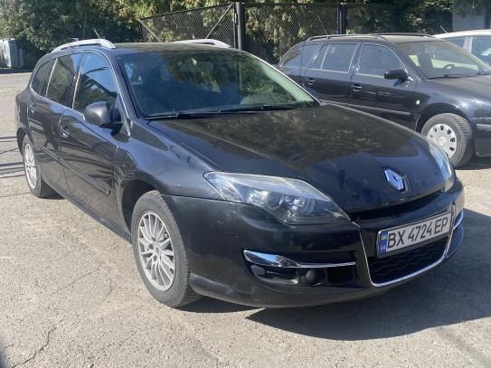 Renault Laguna 2011г. в рассрочку