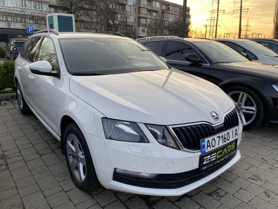 Skoda Octavia 2017р. у розстрочку