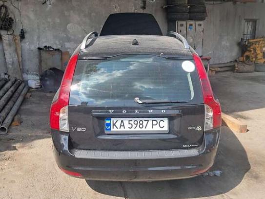 Volvo V50 2011р. у розстрочку