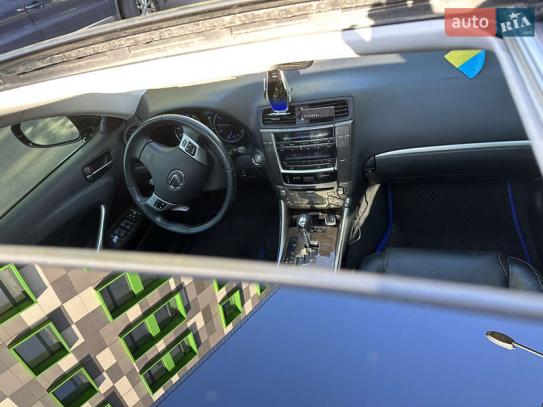 Lexus Is
                              2012г. в рассрочку