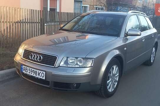 Audi A4                              2002г. в рассрочку