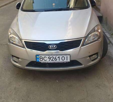 Kia Ceed
                            2010г. в рассрочку