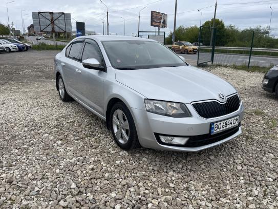 Skoda Octavia                         2015г. в рассрочку
