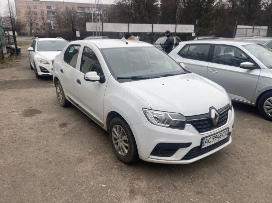 Renault Logan                           2019г. в рассрочку